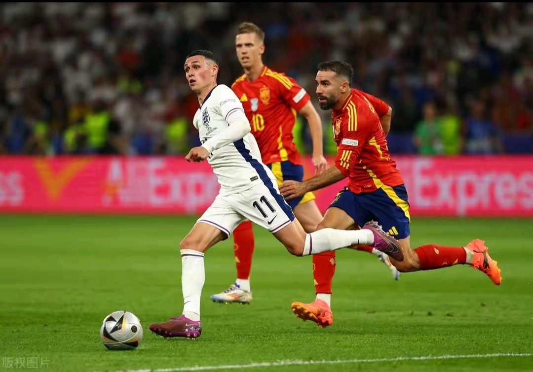 奥地利队挺进欧洲杯半决赛,取得历史性突破 奥地利队挺进欧洲杯半决赛,取得历史性突破