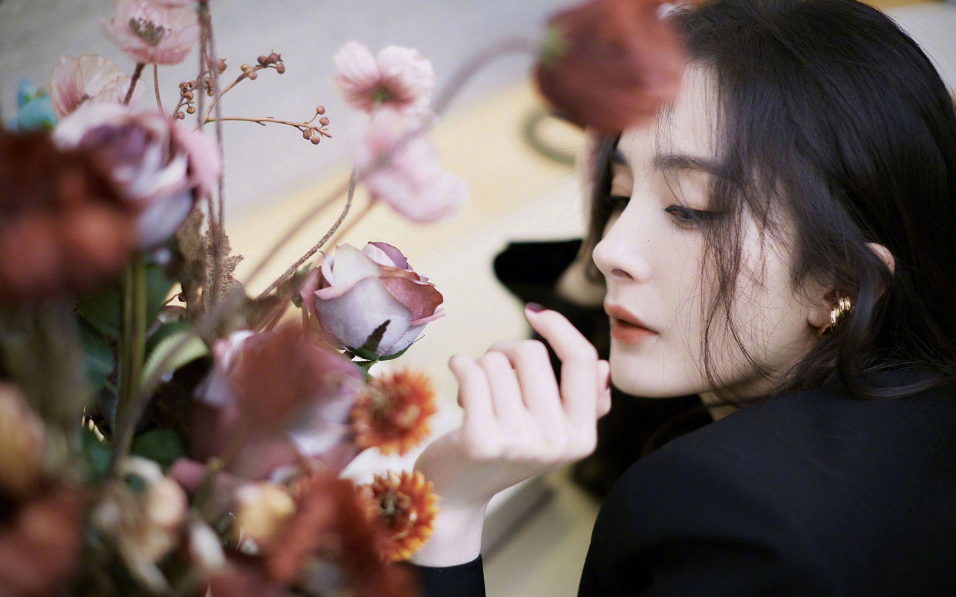 埃及如何爆冷哥伦比亚？斯通斯两记重锤定江山