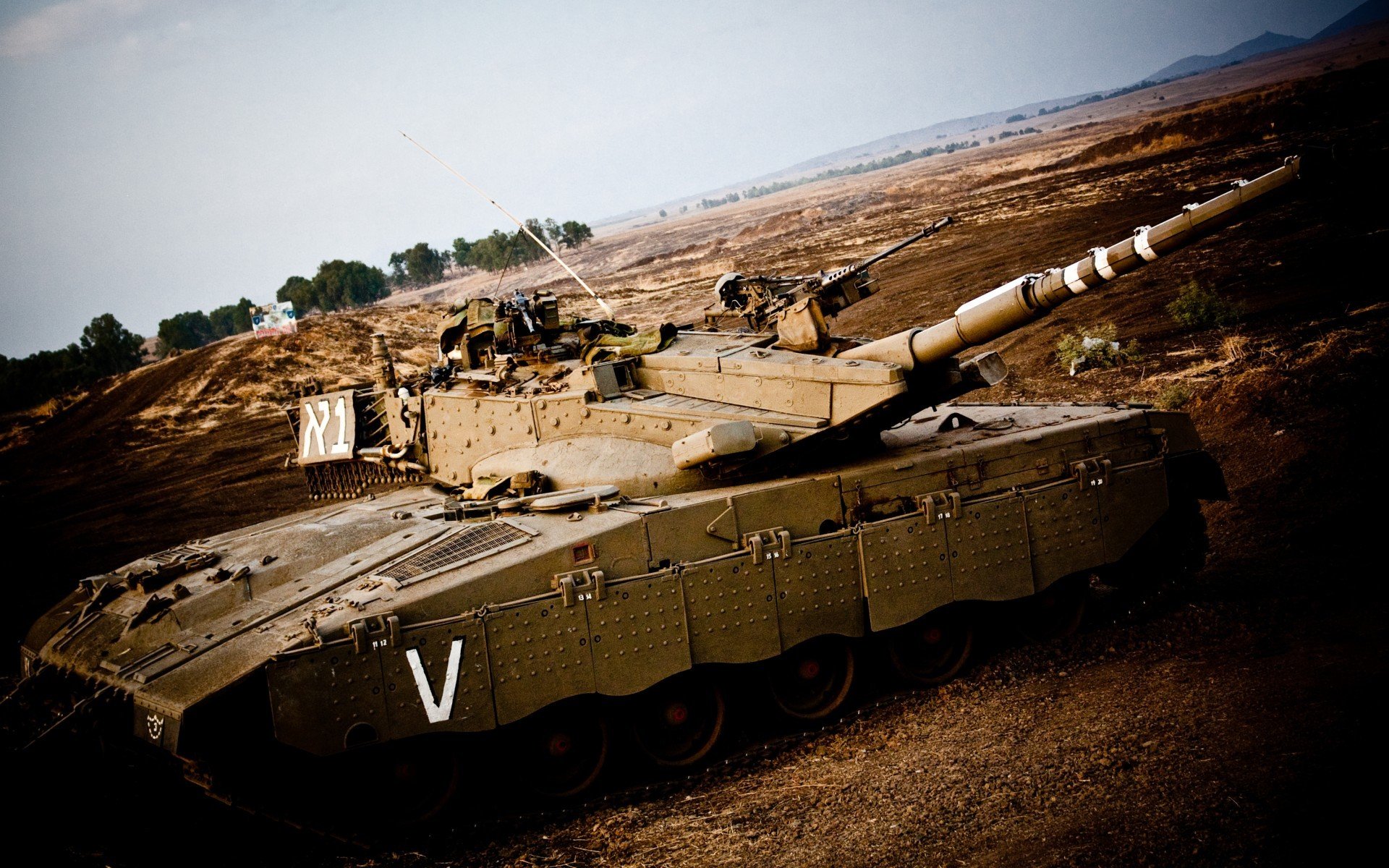 开云官网-平行宇宙京城之战，哈登三分里程碑闪耀紫金军团对弈北京首钢